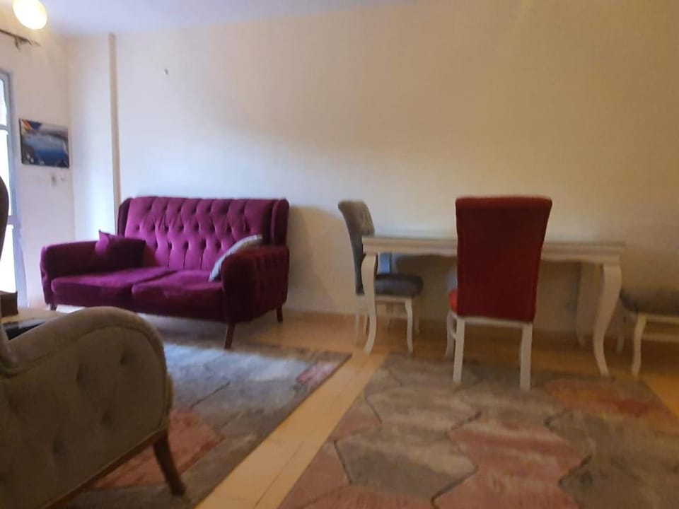 Family 2bhk - AIR MALL - BGhomes Apartment in Cairo Governorate