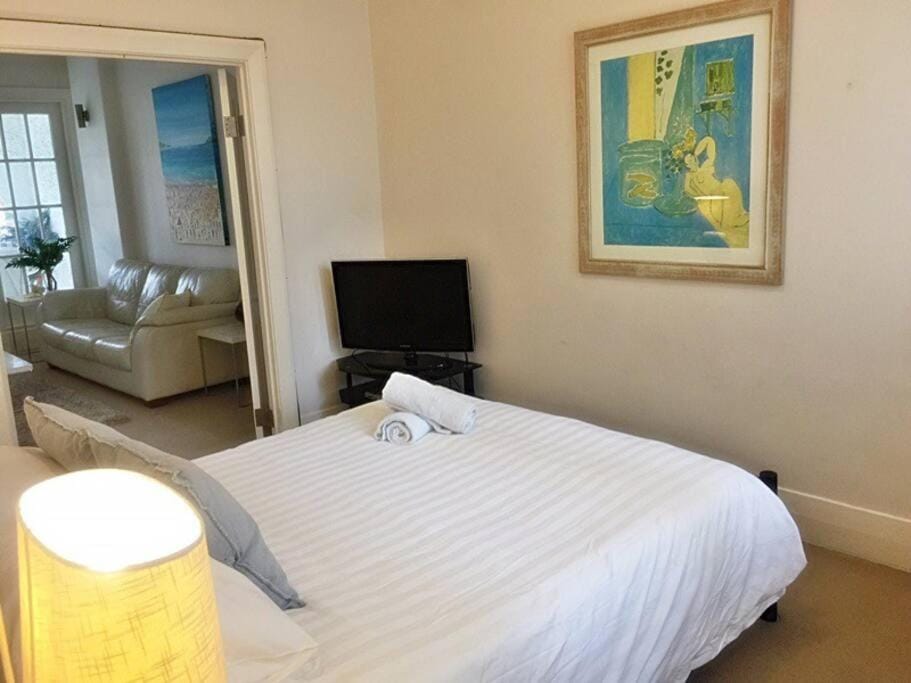 DARL3 - Heart of Manly Light Filled Large Apartment Apartment in Manly