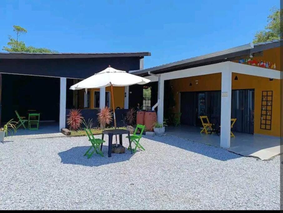 Patio, Parking
