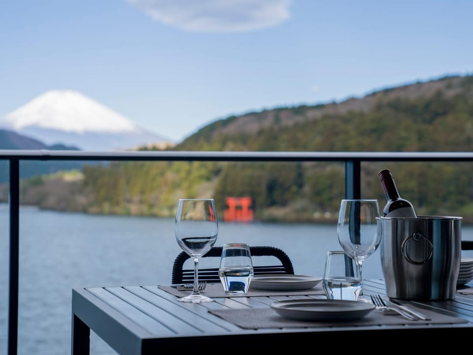 Day, Natural landscape, Balcony/Terrace, Lake view