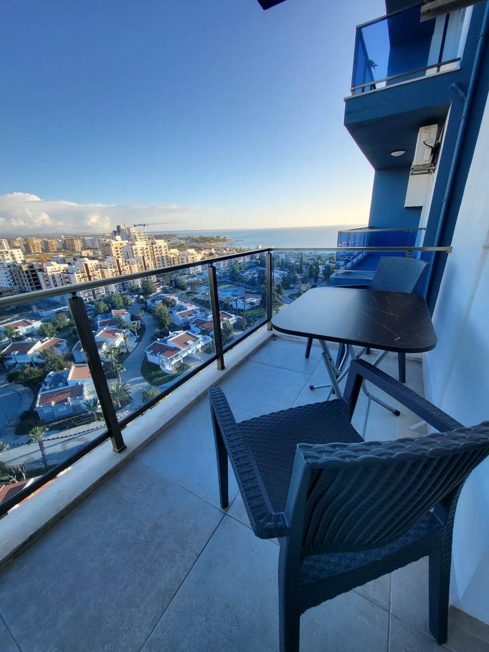 Patio, Day, Natural landscape, View (from property/room), Balcony/Terrace, Balcony/Terrace, Living room, Seating area, Dining area, City view, Sea view