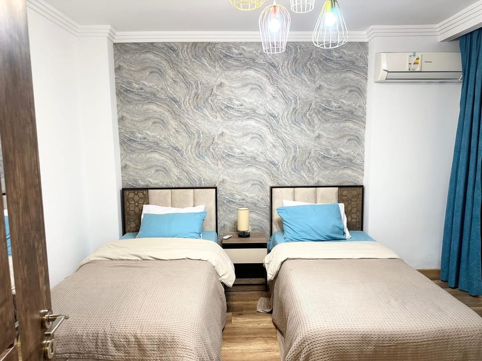 Bed, Photo of the whole room, Bedroom, air conditioner