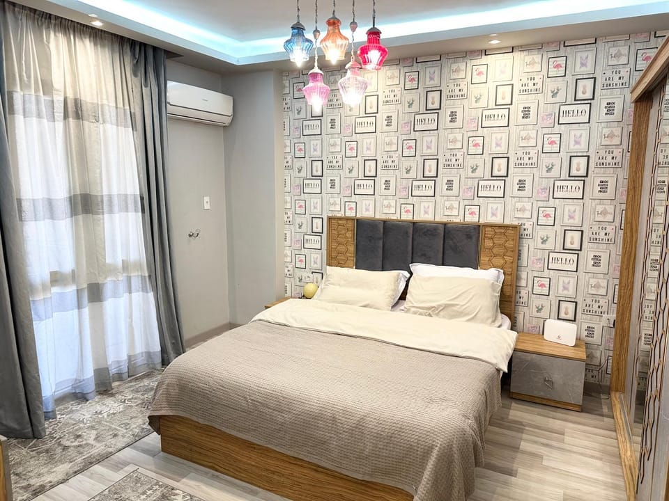Bed, Photo of the whole room, Bedroom, air conditioner