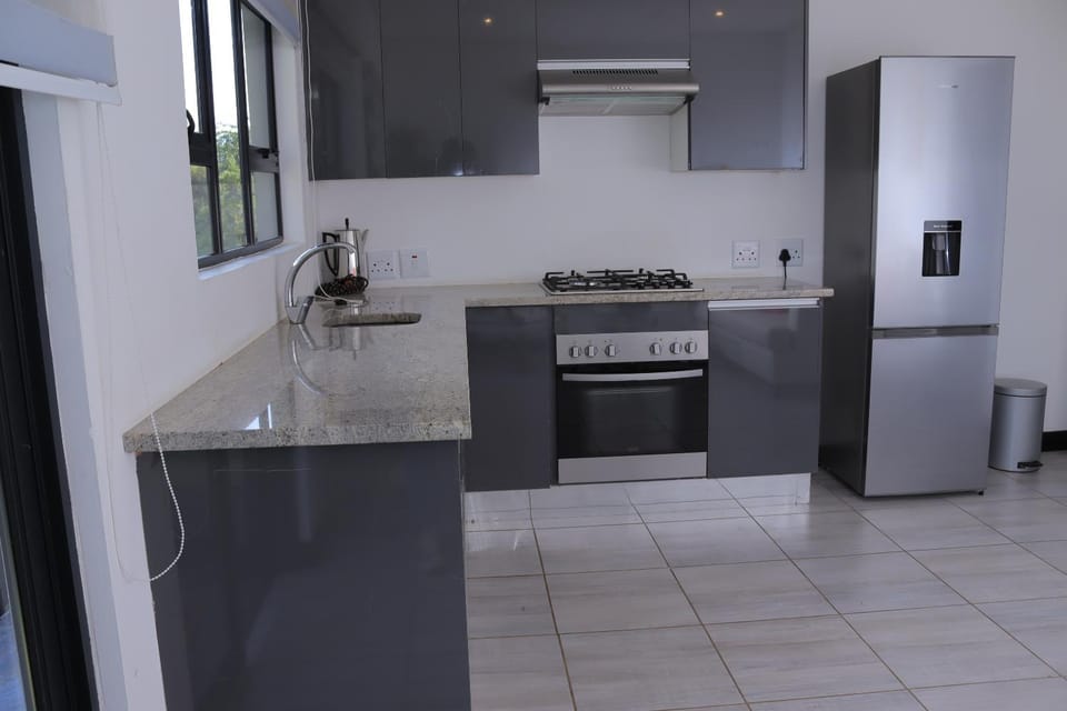 Kitchen or kitchenette, pet friendly, stove