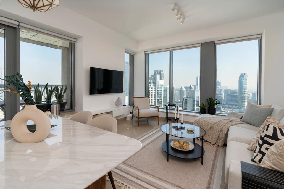 TV and multimedia, Living room, Dining area