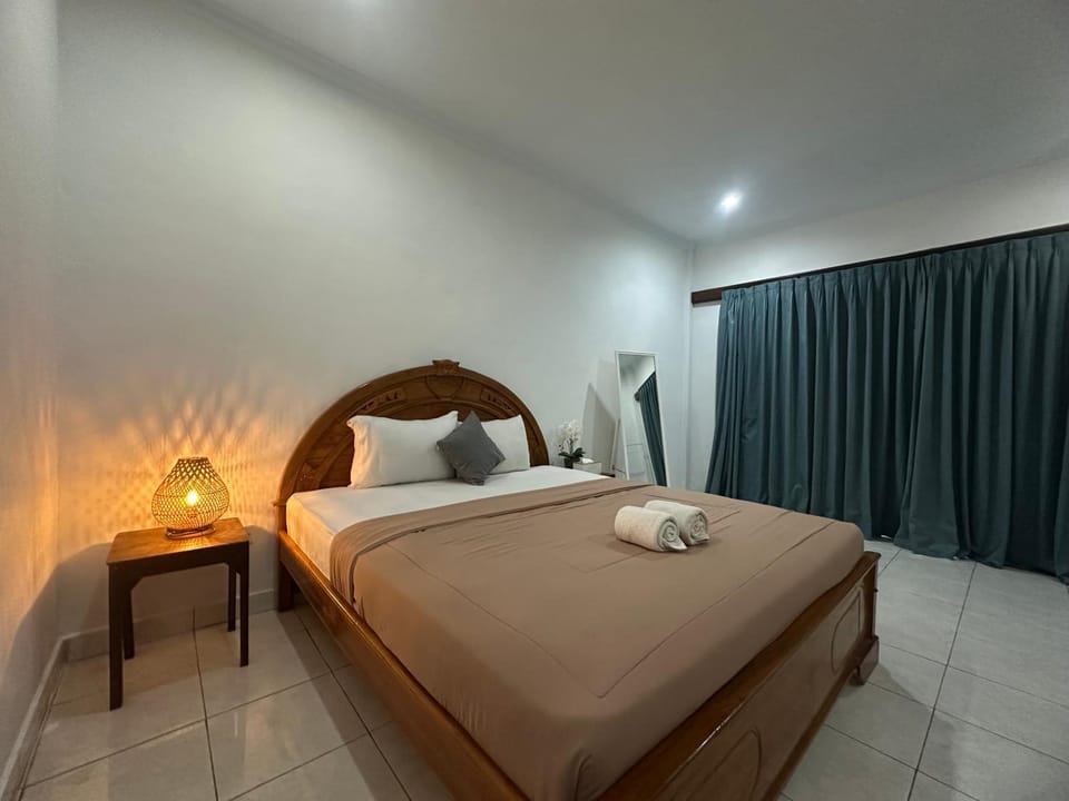Yana Guest House Canggu Bed and Breakfast in North Kuta