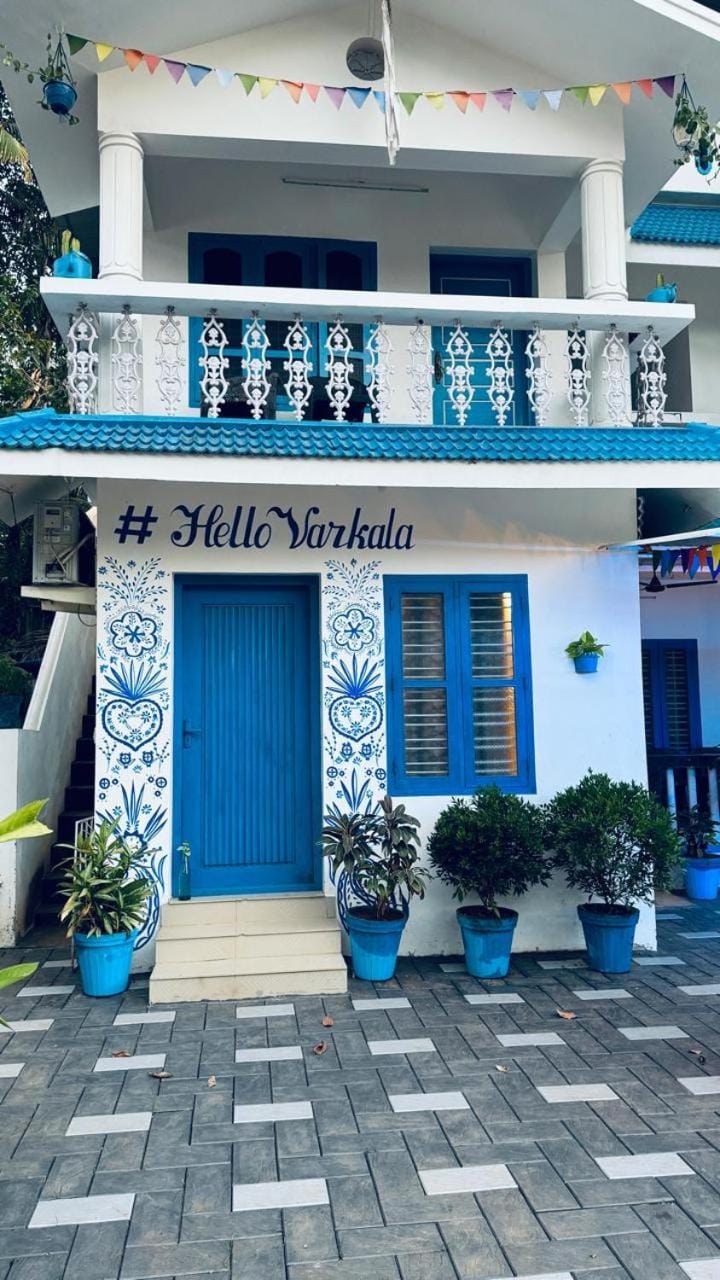 Hello entire villa varkala cliff Bed and Breakfast in Varkala