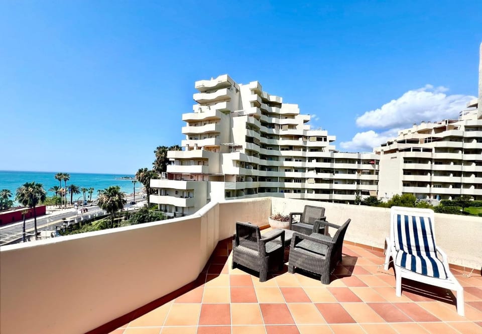 Sea Front Apartment with Large Terrace in Benalbeach Apartment in Benalmadena