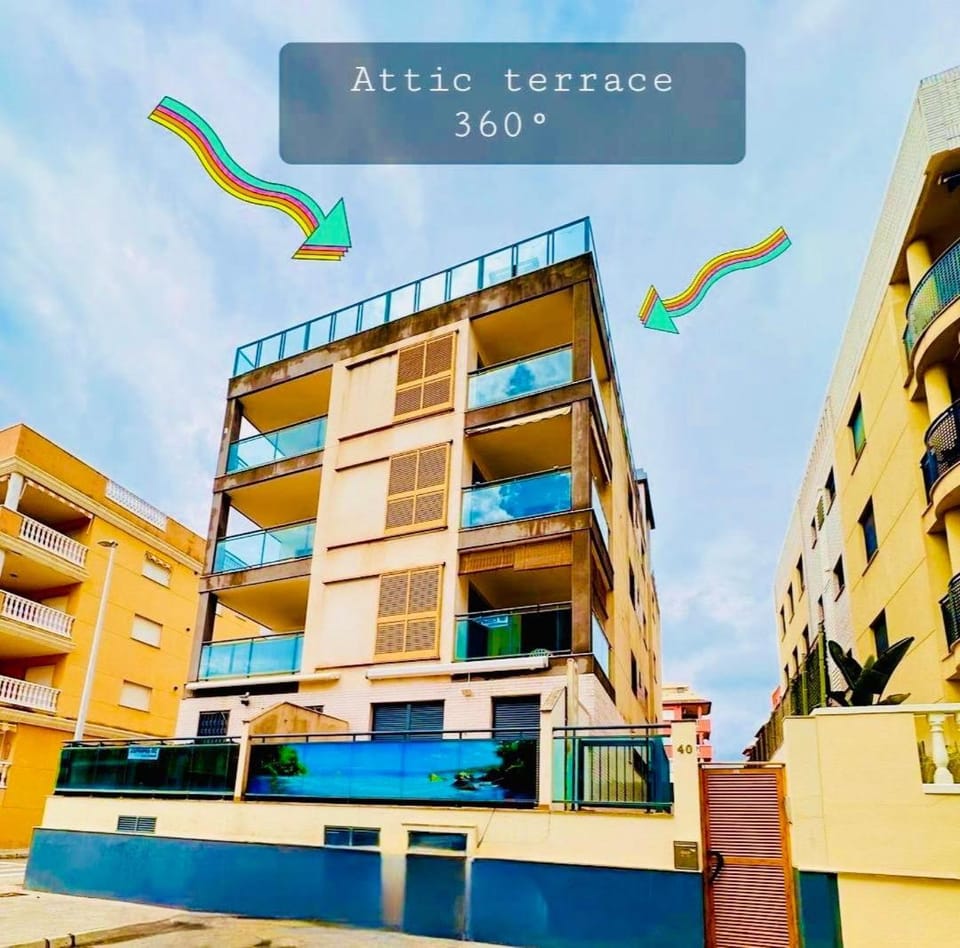Property building, Facade/entrance, Lobby or reception