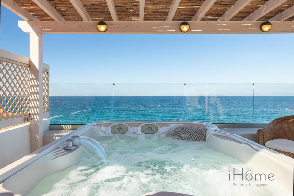 Day, Natural landscape, Hot Tub, Sea view, sunbed
