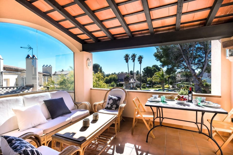 Patio, View (from property/room), Balcony/Terrace, Living room, Dining area