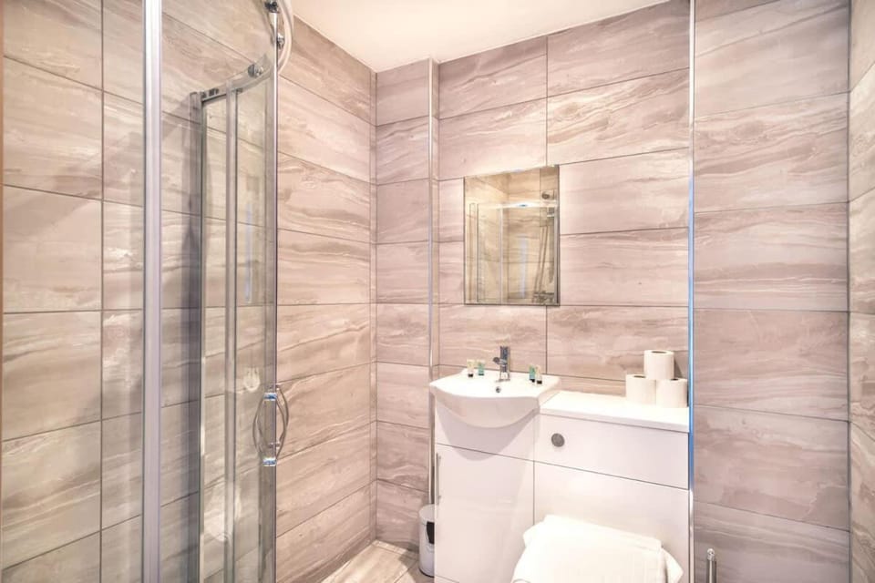 Contemporary 1 Bed Apartment in Central Preston Apartment in Preston