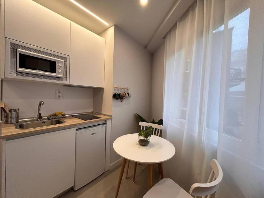 Cozy studio in Tetuan - EN 1/8 Apartment in Madrid