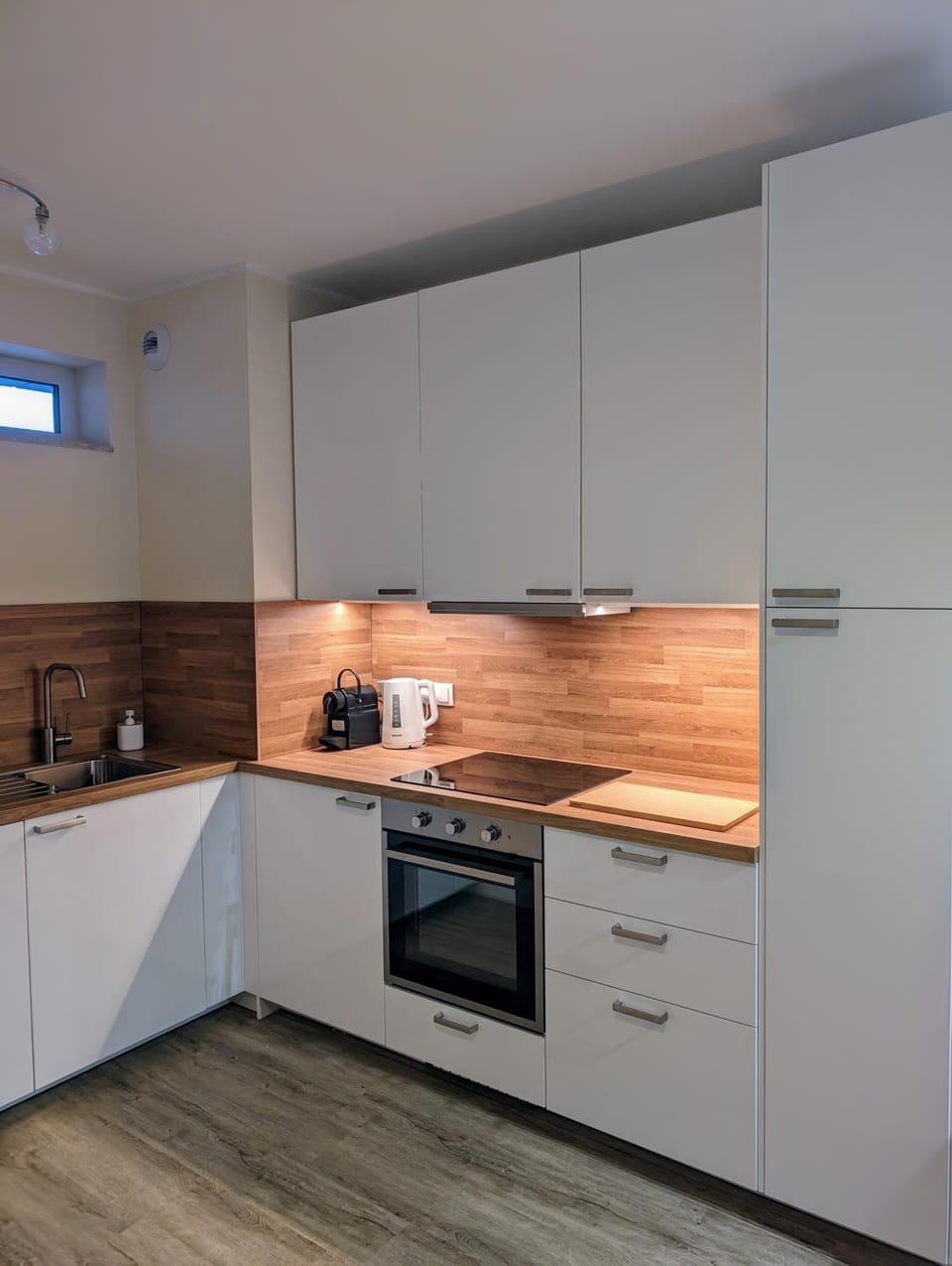 Kitchen or kitchenette, dishwasher, pet friendly, stove