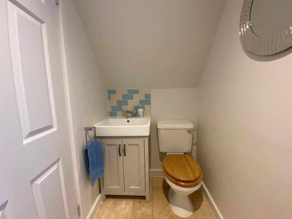 Toilet, Bathroom