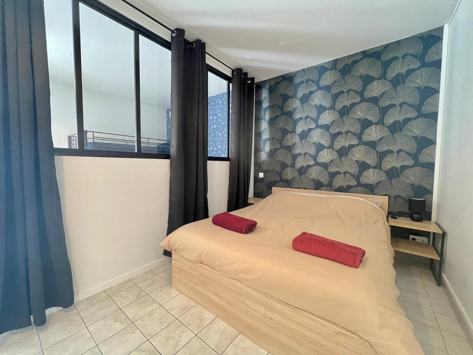 Le Grand Penon ~ Logement Spacieux à 6 min du Parc Apartment in Nouvelle-Aquitaine