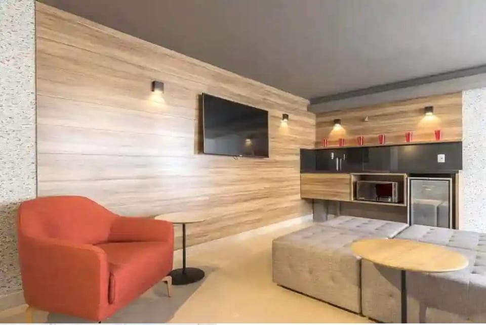 Jaques Pilon | Studio Centro | Perto de Tudo House in Sao Paulo City
