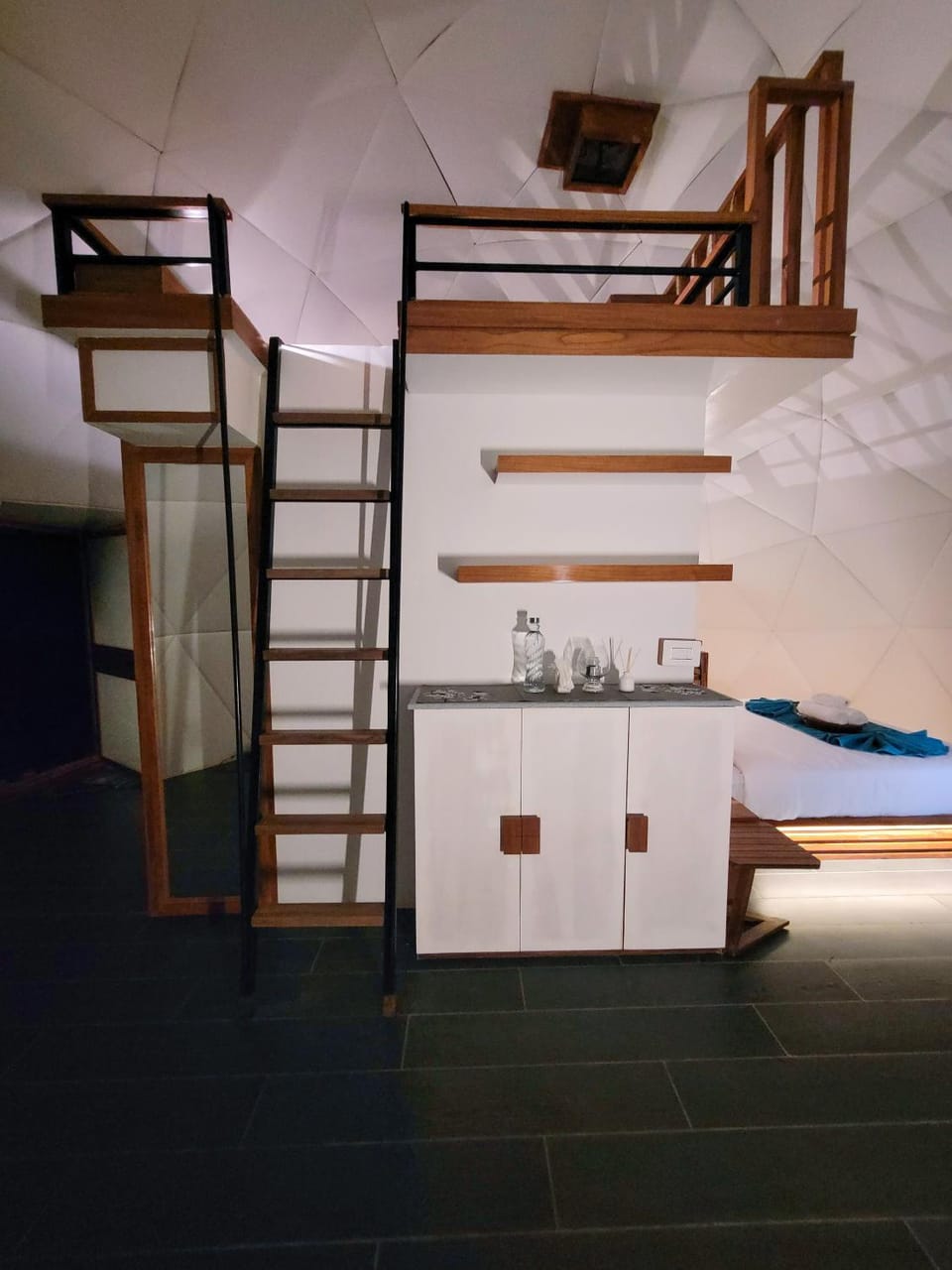 Bed, Bedroom, bunk bed