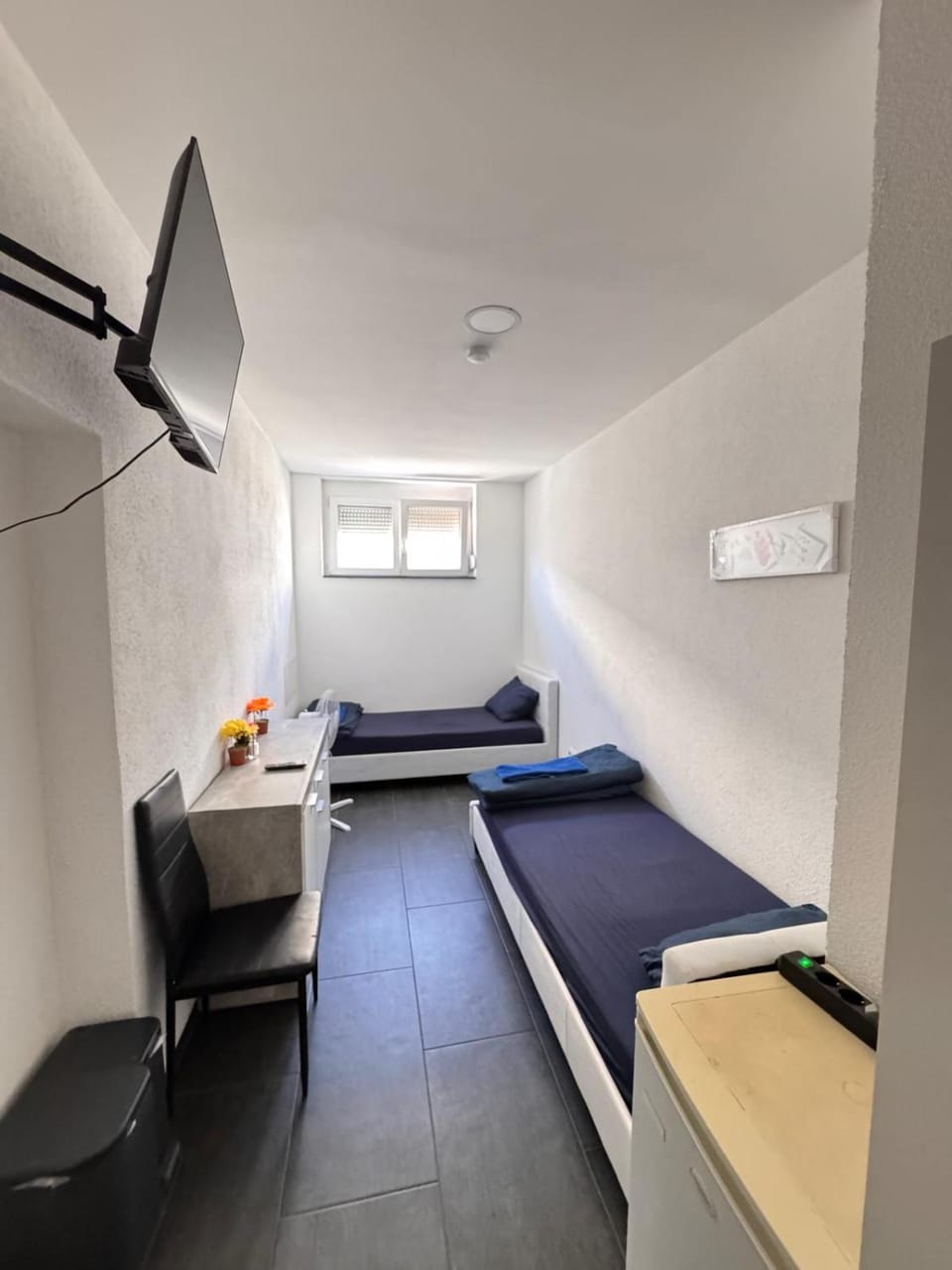 Communal lounge/ TV room, Bed, TV and multimedia, Photo of the whole room