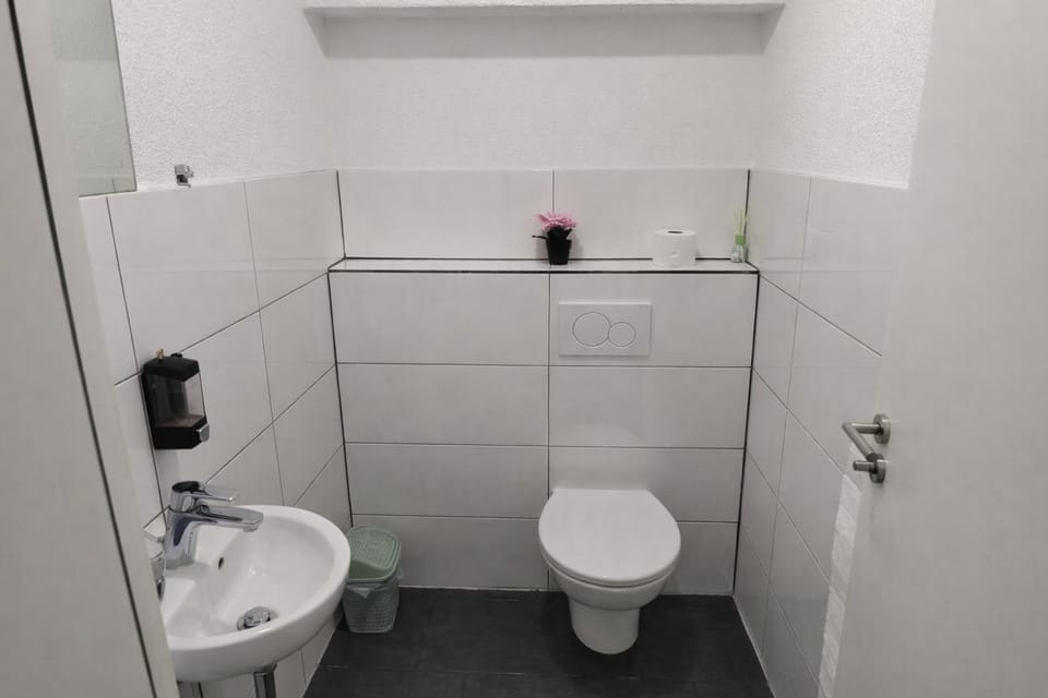 Bathroom, Public Bath
