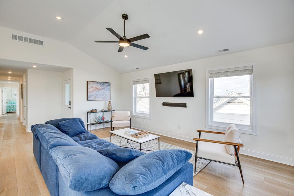 Spacious Wildwood Condo: Walk to Beach! House in Wildwood