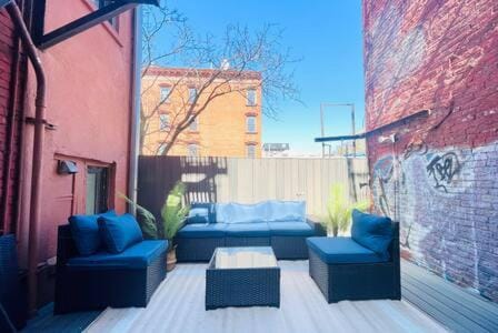 3BR 2Baths with Private Outdoors Apartment in East Village