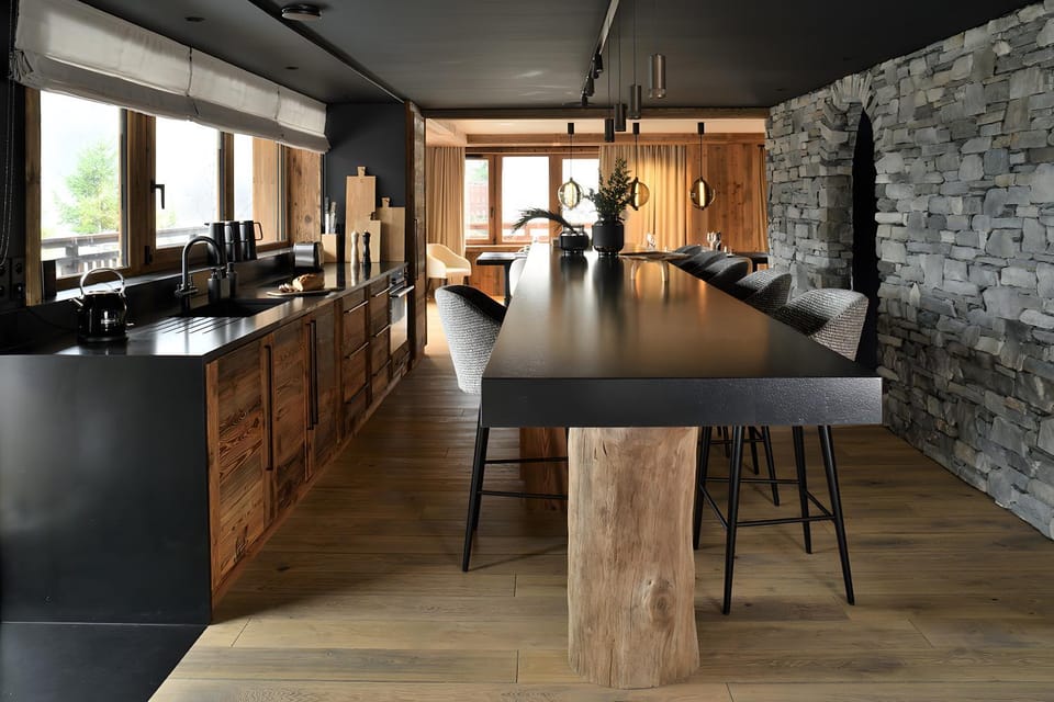 Property building, Kitchen or kitchenette, Living room