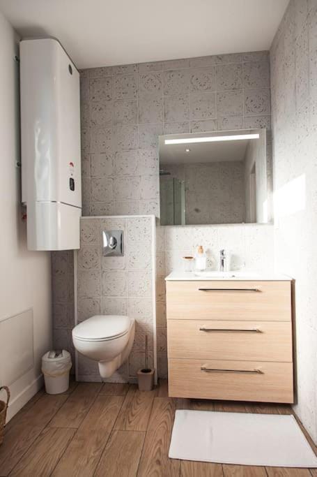 L'Exotique - Gare centre, tout équipé, climatisé, linges fournis Apartment in Centre-Val de Loire