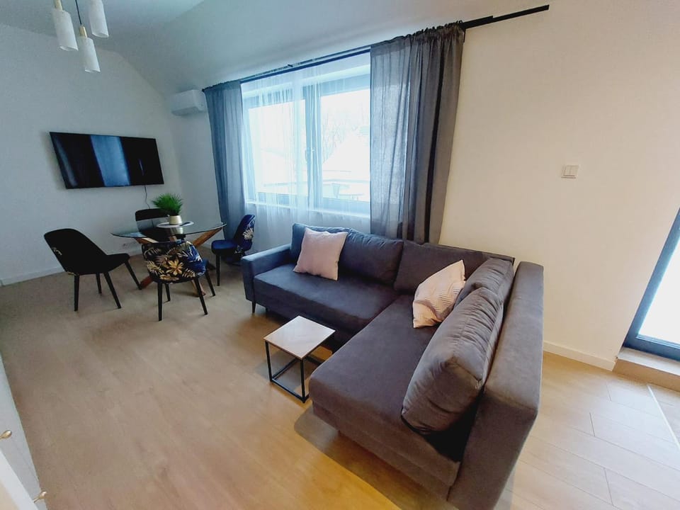 Komfortowe mieszkanie, duży taras, bezpłatny parking, AWG APARTMENTS Apartment in Krakow