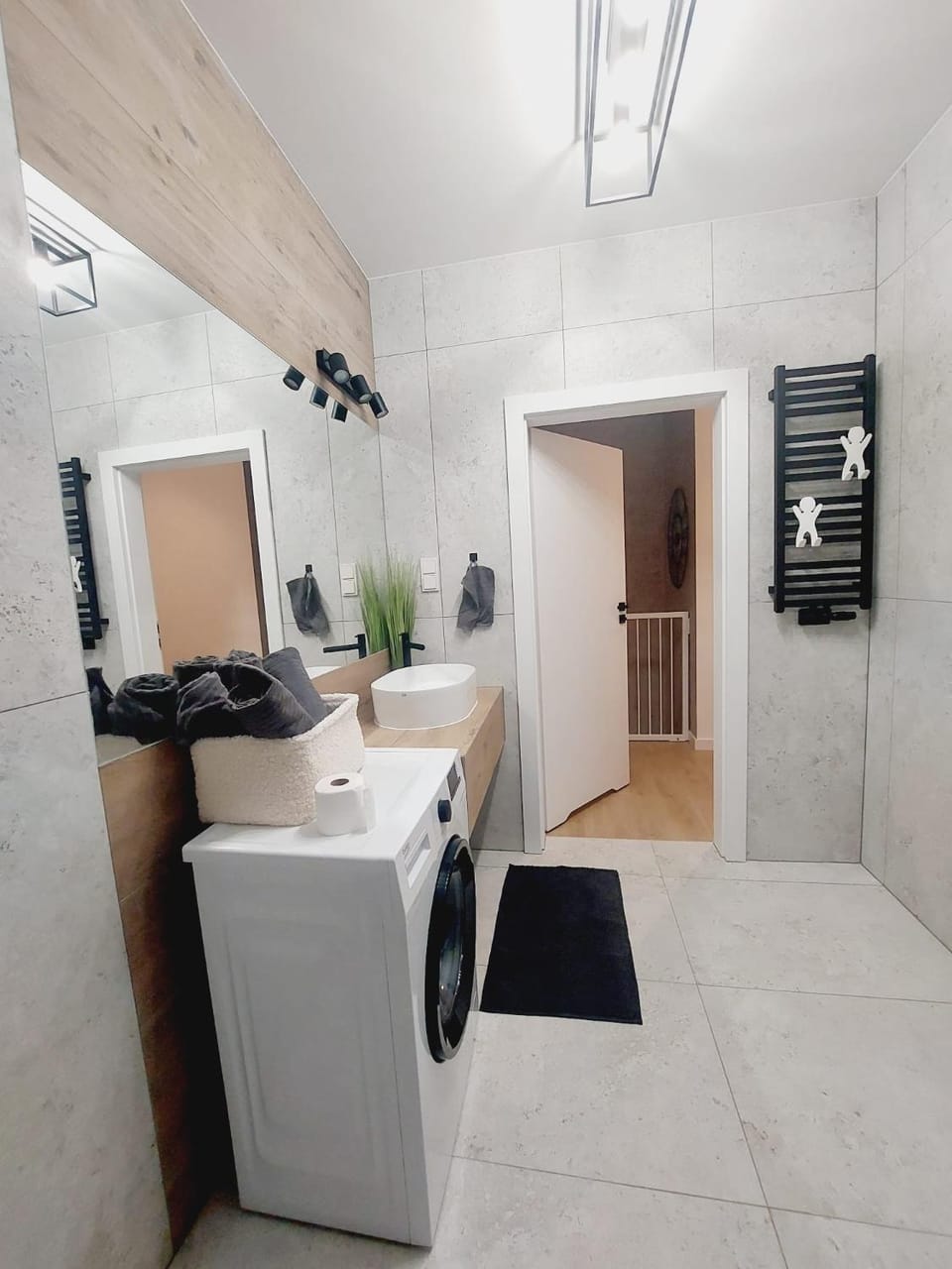 Komfortowe mieszkanie, duży taras, bezpłatny parking, AWG APARTMENTS Apartment in Krakow