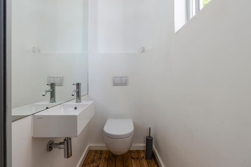 Toilet, Bathroom