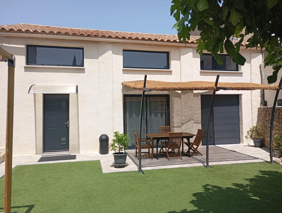 VILLA entière LA BERGERIE House in Narbonne