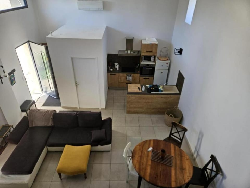 VILLA entière LA BERGERIE House in Narbonne