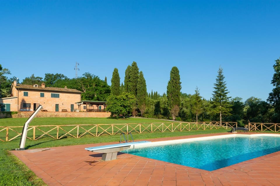 Property building, Garden, Pool view, Swimming pool