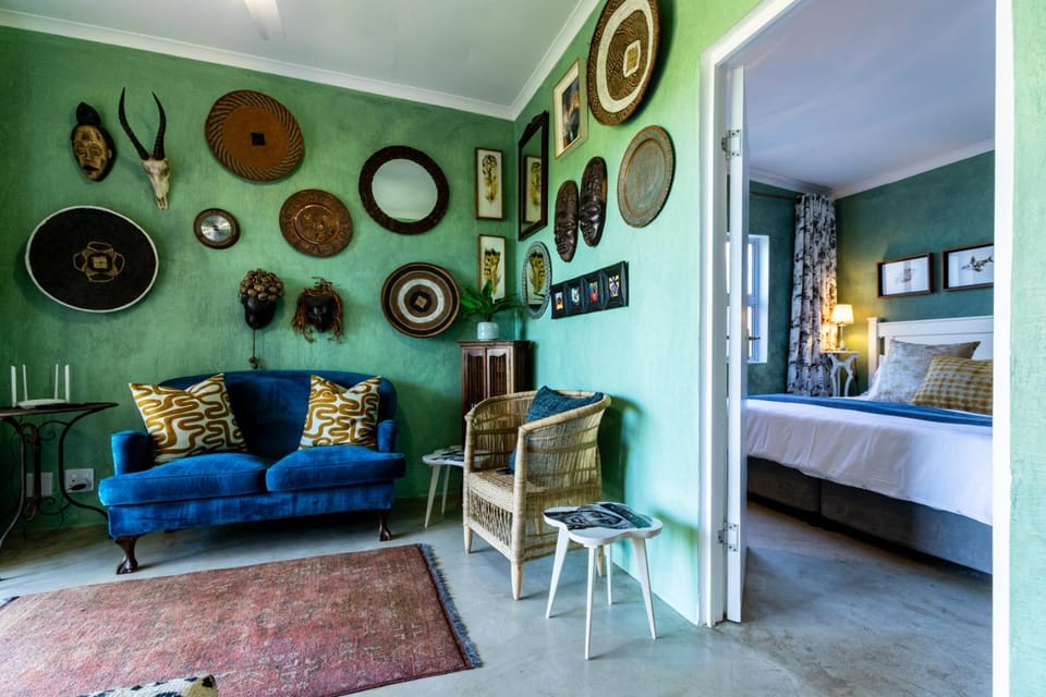 Coral Tree Cottage at Villa Roc Guesthouse, Salt Rock Ballito, Pet Friendly Apartment in Dolphin Coast