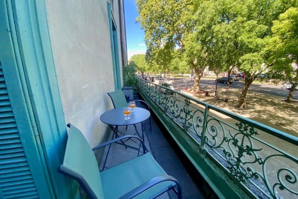 Balcony/Terrace, Inner courtyard view