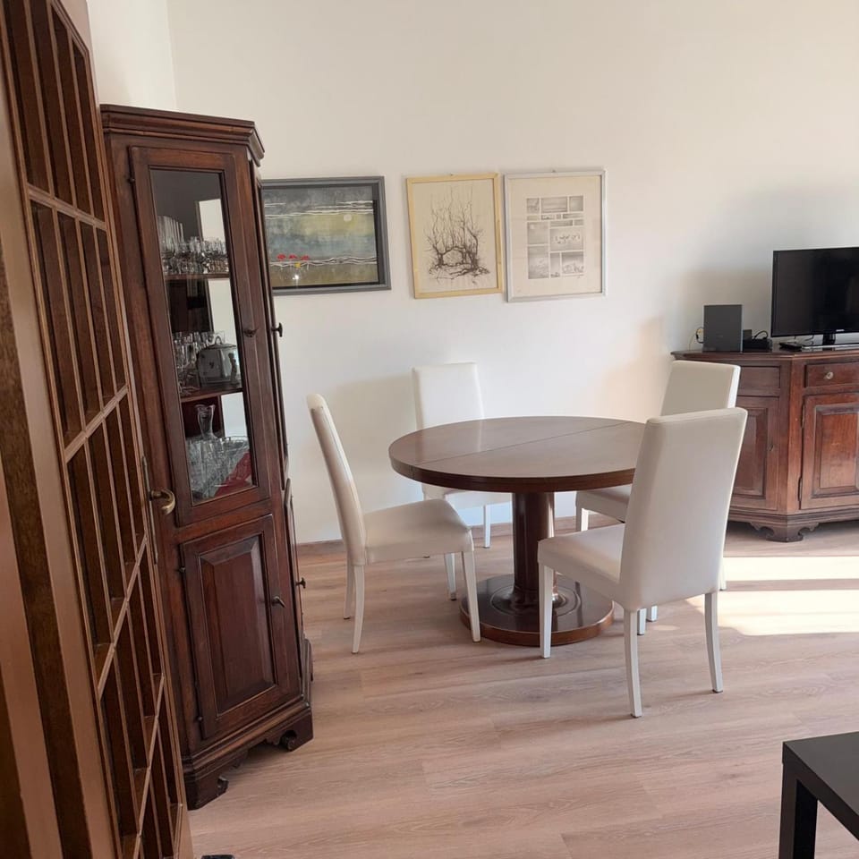 Eva 's flat with large sunny balcony and lagoon view Apartment in Lido di Venezia