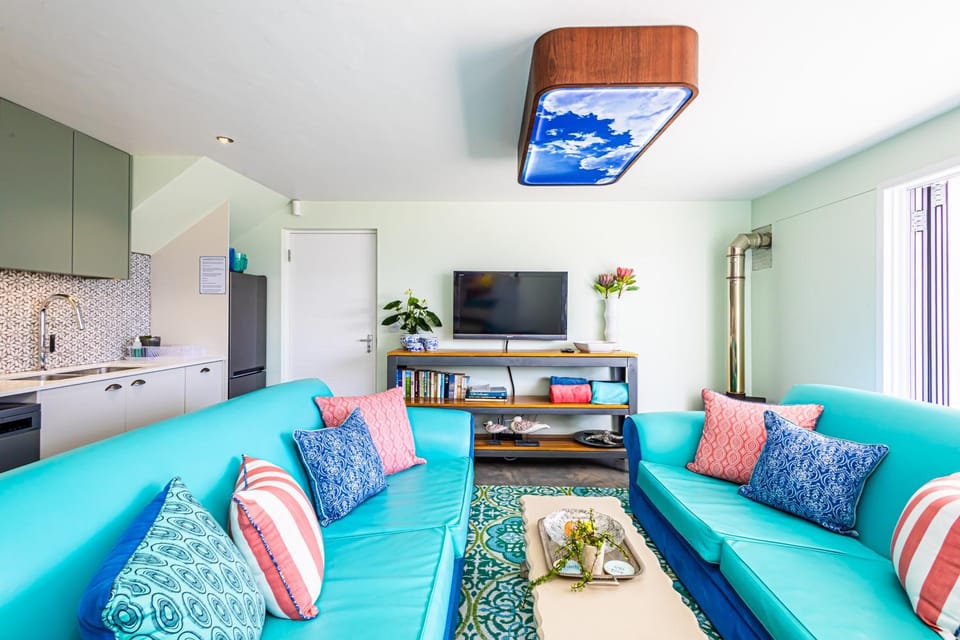 TV and multimedia, Living room, fireplace