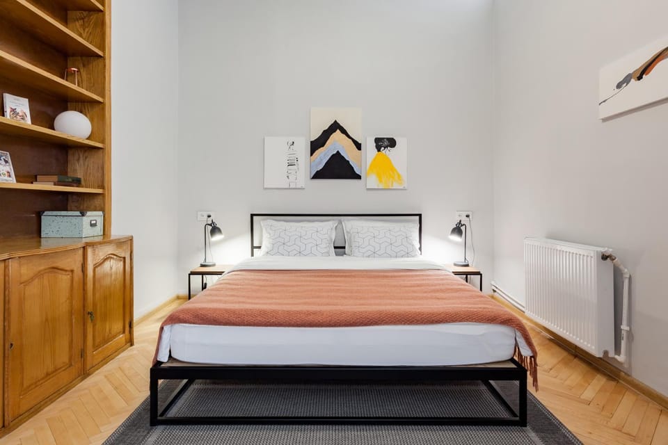 Bed, Bedroom