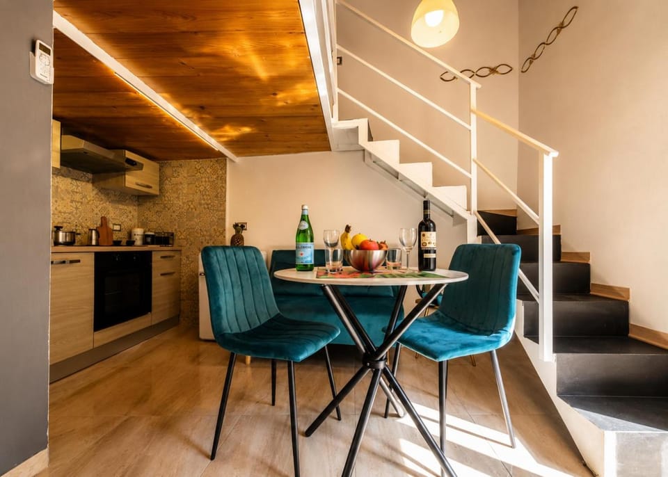 El Barrio In Bed Apartment in Naples