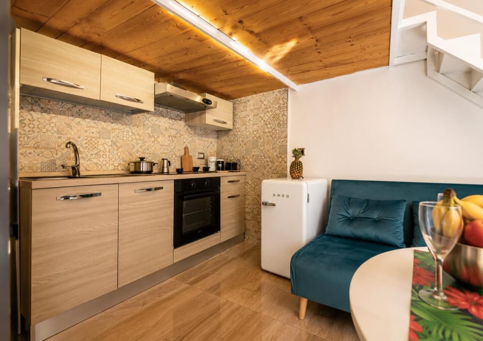 El Barrio In Bed Apartment in Naples