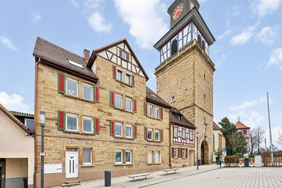 Property building, Day, Neighbourhood, View (from property/room), Landmark view, Location