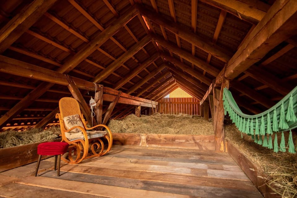 Seating area, Bedroom
