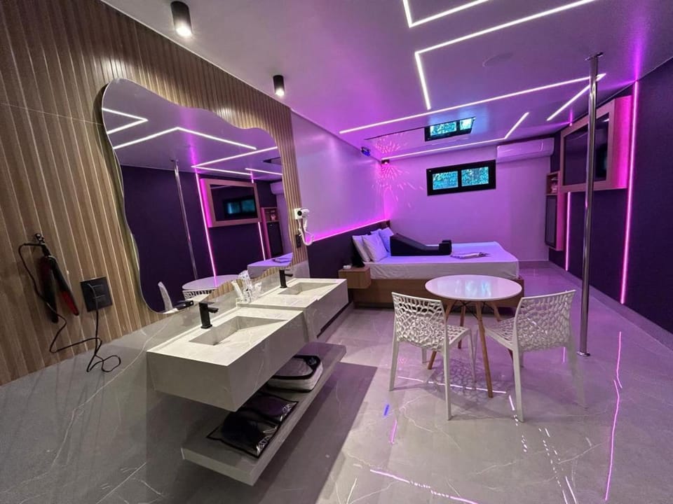 TV and multimedia, hair dryier