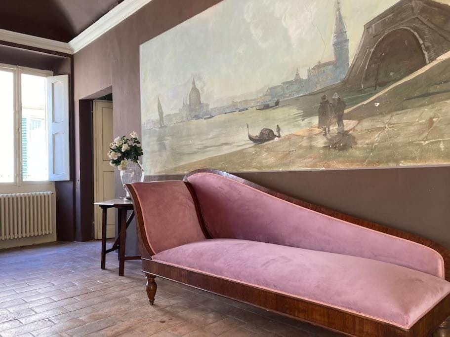 Palazzo Montesi House in Marche