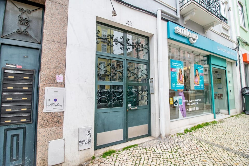 Property building, Facade/entrance