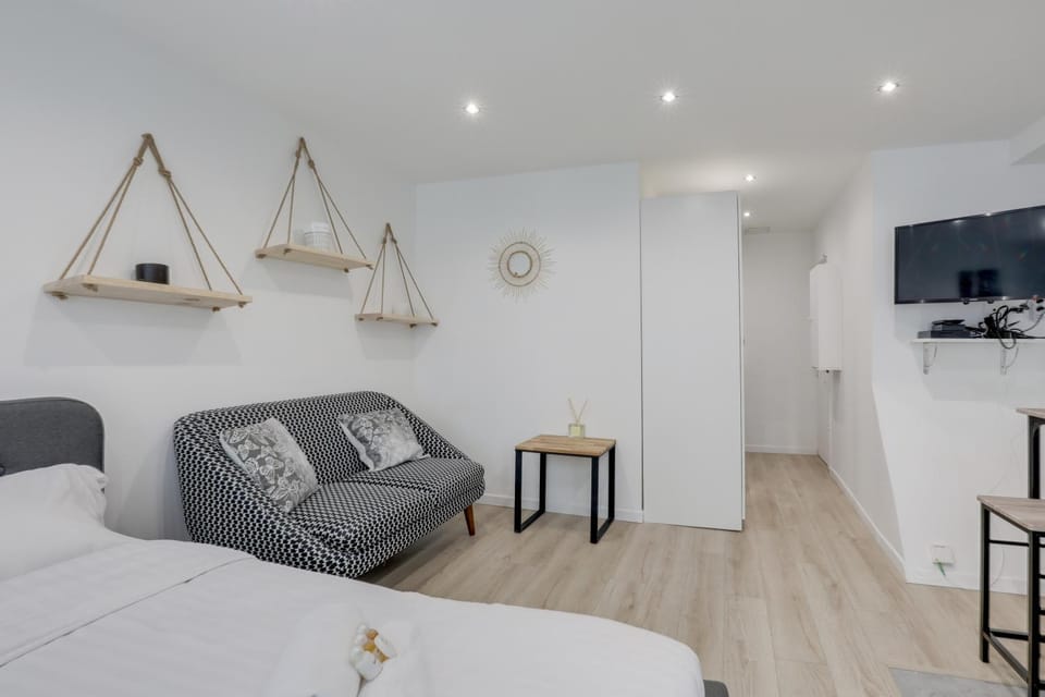 Imhost 9 - lovely Studio Paris, Montorgueil/Marais Apartment in Paris