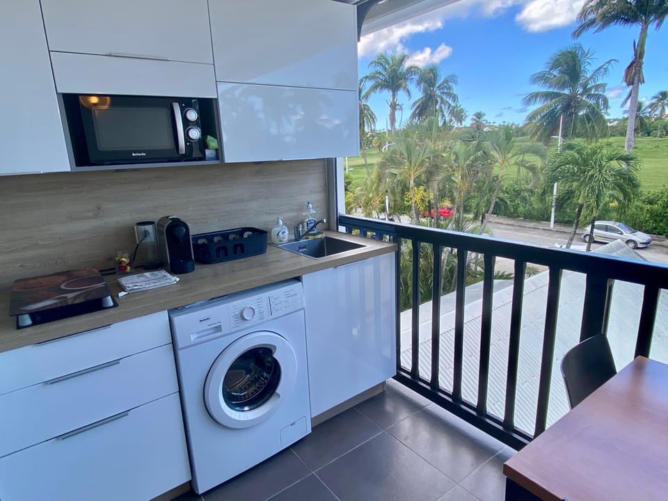 Balcony/Terrace, Kitchen or kitchenette, Dining area