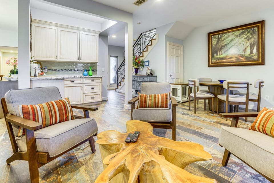 Dog-Friendly Cypress Vacation Rental w/ Lanai! House in Cypress