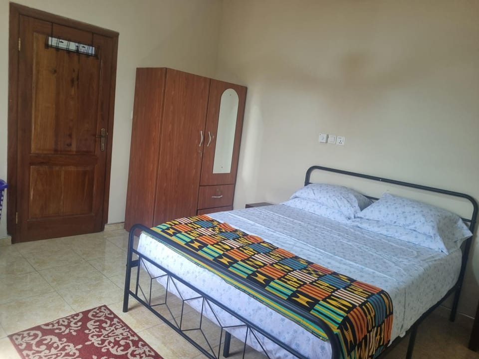 Cozy Escape by Manna Hospital Apartment in Accra